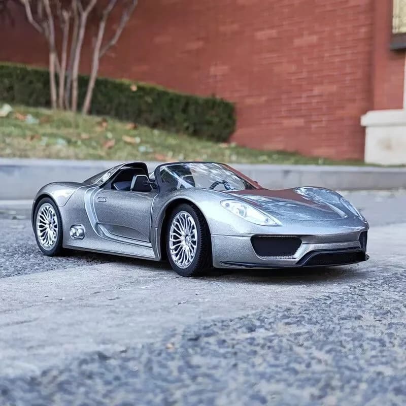 Spyder Roadster-Modèle réduit de voiture de course pour enfant, véhicule en alliage moulé sous press