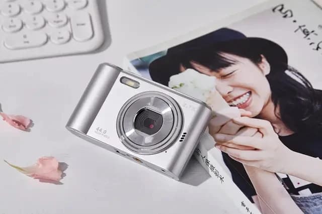 Appareil photo numérique caméra Autofocus pour enfants jouets caméscope avec Zoom 8x caméras compact