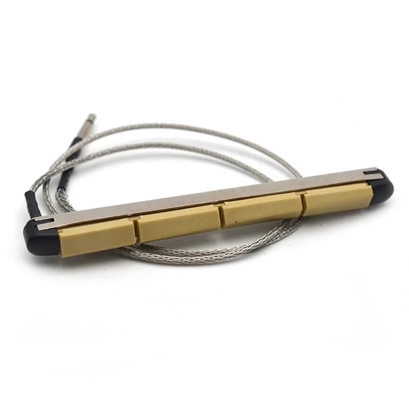 Pont en palissandre pour basse U 110x13mm, avec vis de réglage de la hauteur, fente de selle 84x6.5m
