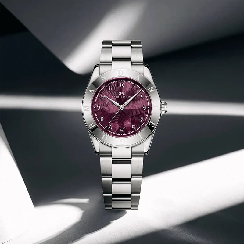 2026 9036 Black Friday Vente chaude Discount Montre de luxe Noël Verre saphir Matériel Montre à quar