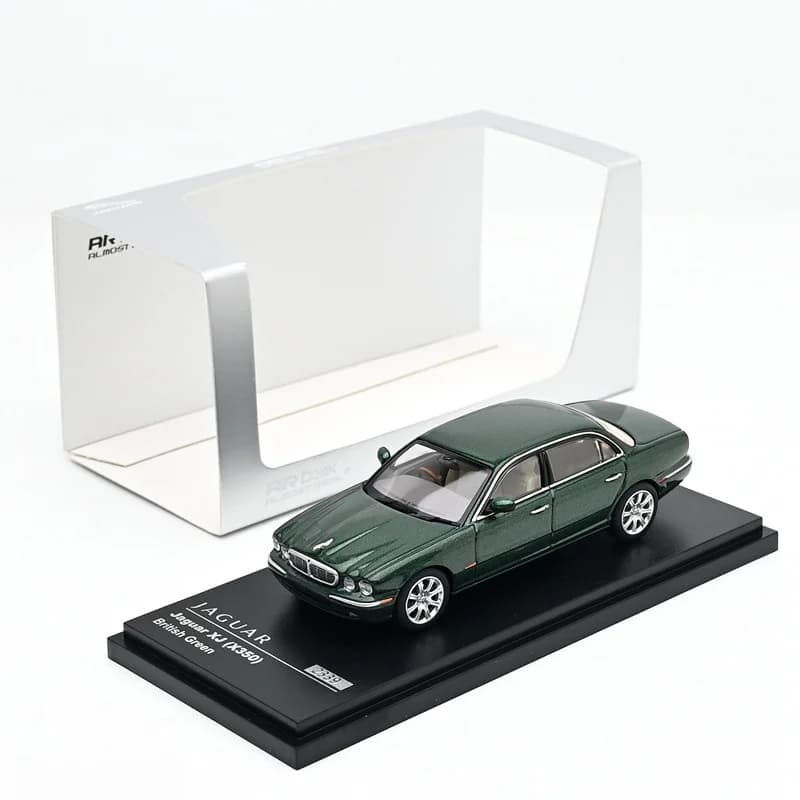 ARBOX 1:64 XJ X350 Modèle de voiture en alliage vert britannique
