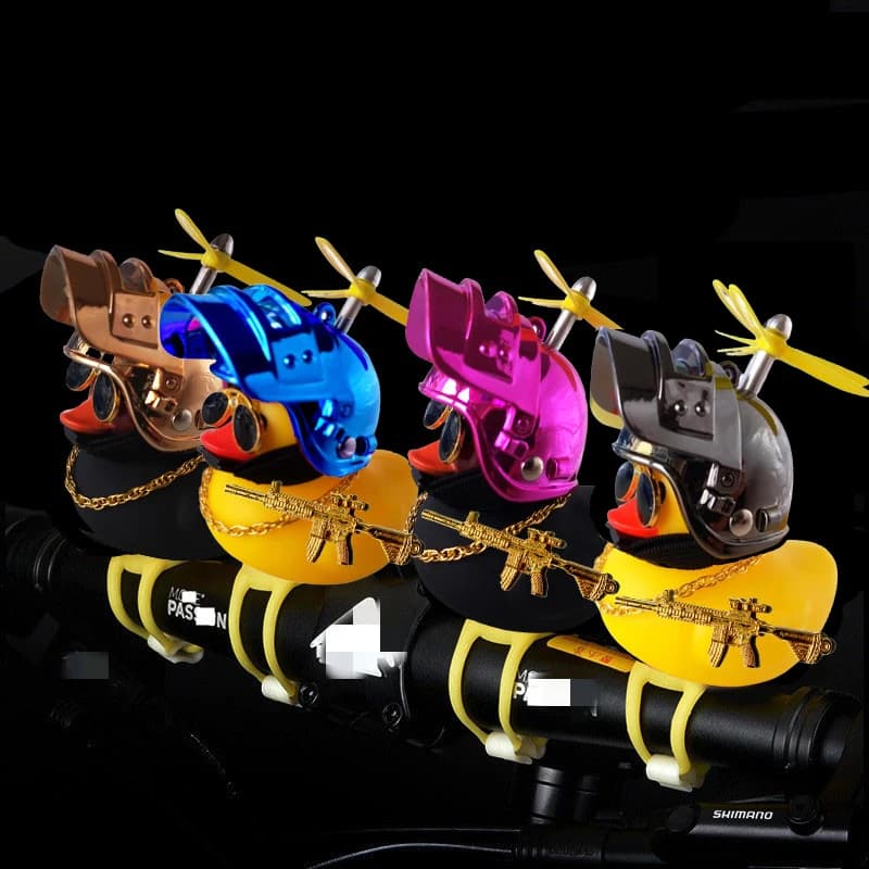 Petite canard jaune mignon pour voiture, avec hélice de casque, brise-vent, brise-onde, avec pistolet jouet, canard, vélo, moto, accessoires automobiles