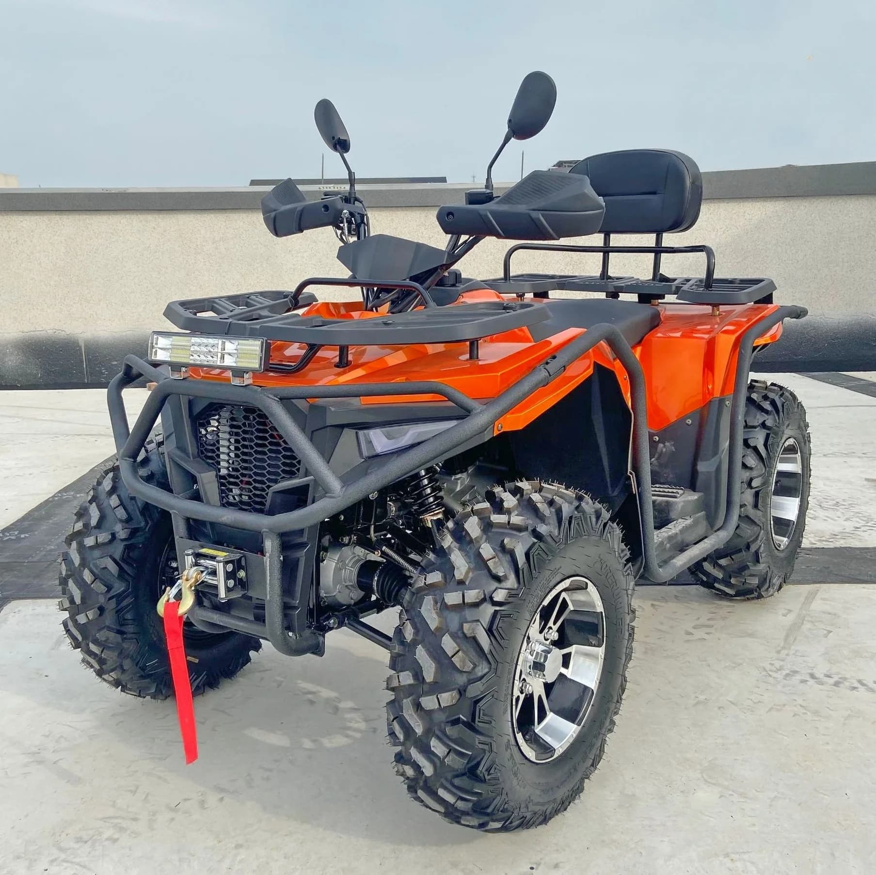 Quad à quatre roues motrices pour adultes 350cc, refroidissement par eau, automatique, moto tout-ter